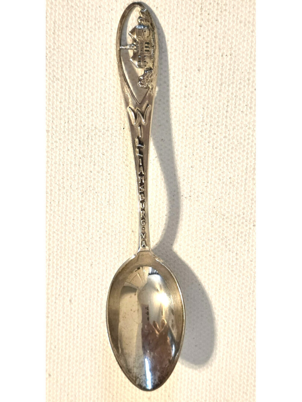Vintage Hemsley Sterling Silver Williamsburg VA Souvenir Spoon Colonial Capitol